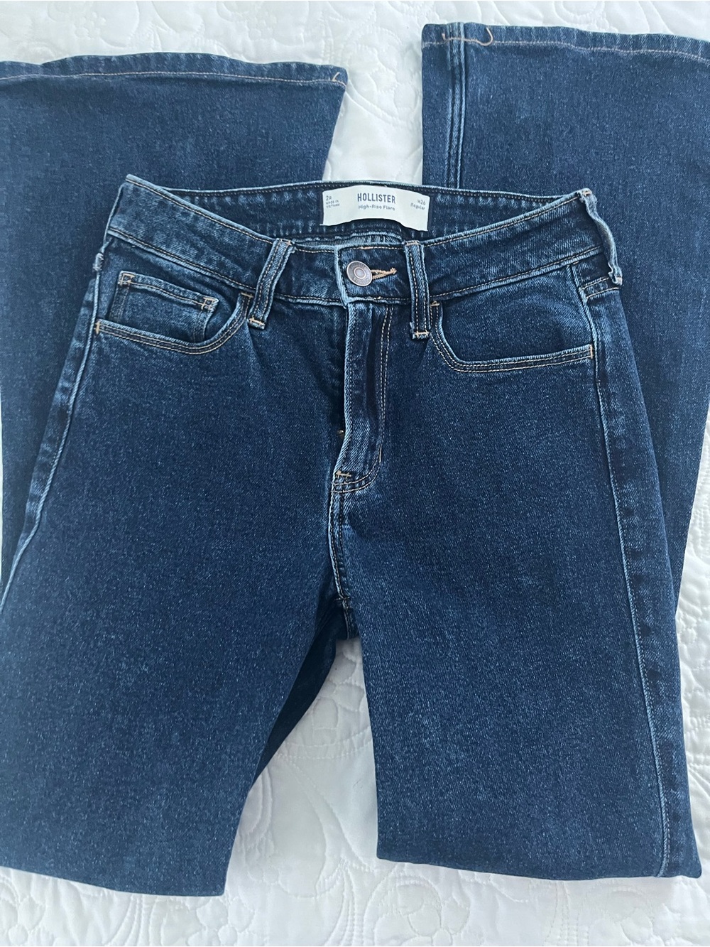 Hollister Women's Dark Indigo Skinny Jeans Flare